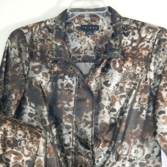 Tribal Spring/Fall Zipped Jacket With Snap Closures. - Picture 3 of 7